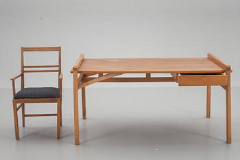 A Marianne von Münchow Swedish Modern beech desk with chair, 1950's.