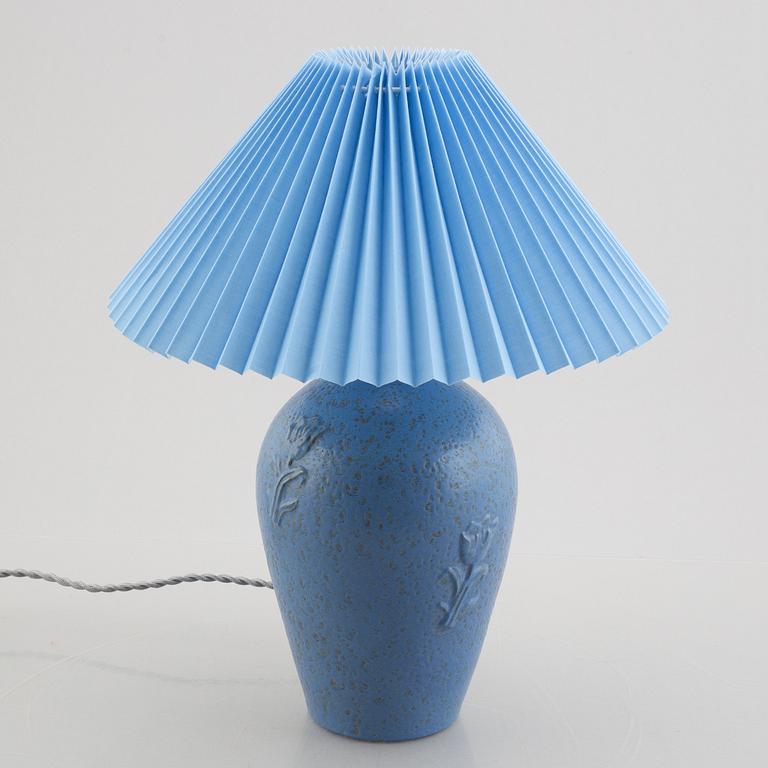 A ceramic table lamp, Nittsjö, Sweden, mid 20th century.