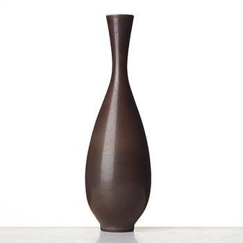 Berndt Friberg, a stoneware vase, Gustavsberg studio, Sweden 1954.