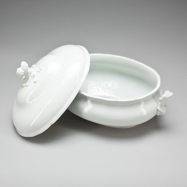 TERRIN med LOCK, porslin, Meissen, Tyskland 1800-talets slut.