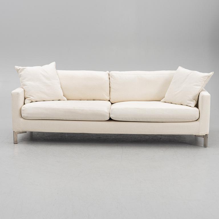 A "Slice" sofa from Eilersen.