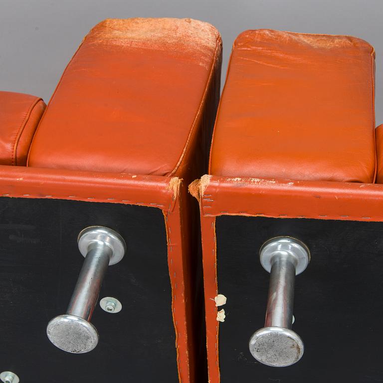 Yrjö Kukkapuro, nojatuoleja, pari, "Variaatio", tilaustyö, Haimi, 1970-luvun loppu.