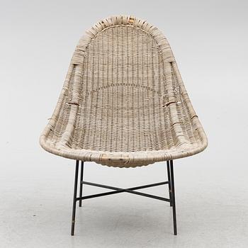 Kerstin Hörlin-Holmquist, An armchair, "Stora Kraal", designed for Nordiska Kompaniet's Triva series in 1952.