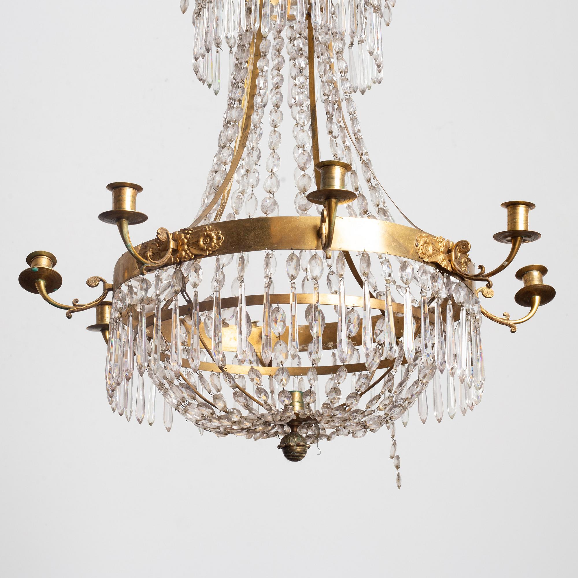 Ljuskrona, empire, 1800-talets första hälft.