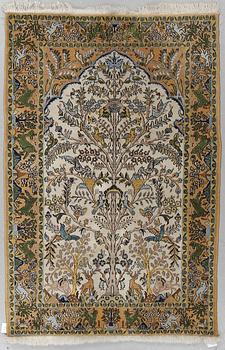 Matta, Old Ghom, ca 162 x 107 cm.