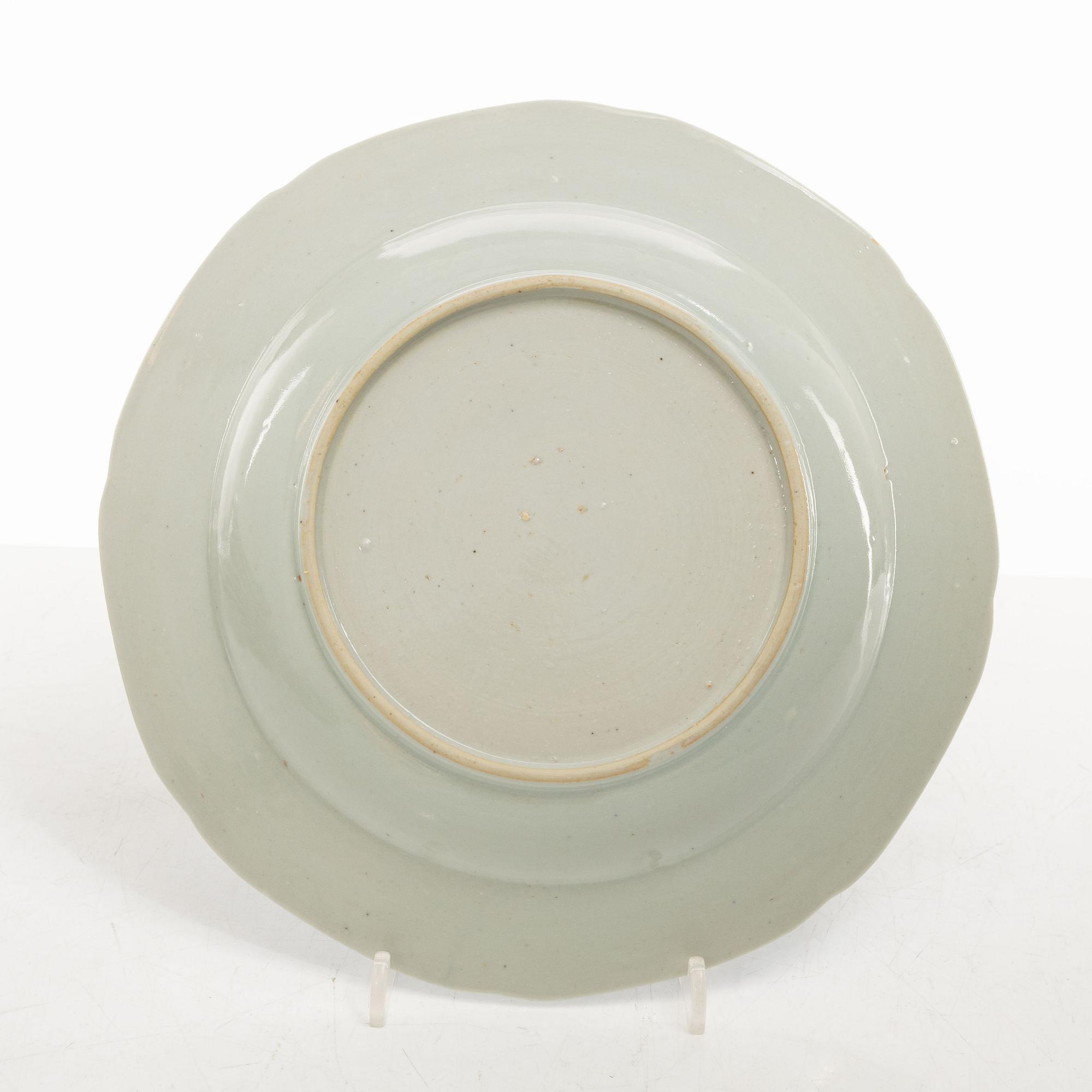 Tallrikar, 19 stycken, kompaniporslin, Kina, Qingdynastin, 1800-tal.