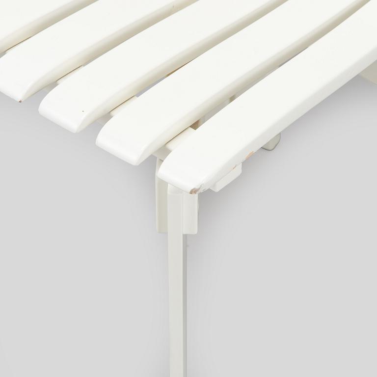 Alvar & Aino Aalto, trädgårdsmöblemang, 5 delar, "Aurinko"-serien, Artek, 2000-tal.