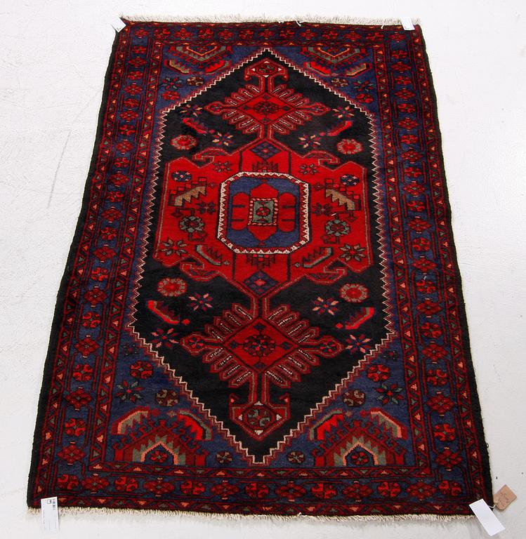 MATTA, Mazleghan, ca 295 x 105.