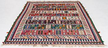 Carpet, Kelim, Iran, semi-antique, approx. 300 x 175 cm.