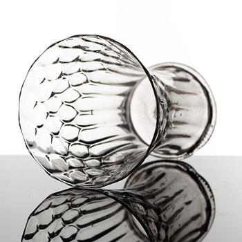 BÄGARE, glas. Troligen 1600-tal.