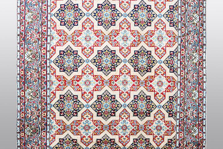 Matto, Kerman, ca 371 x 267 cm.