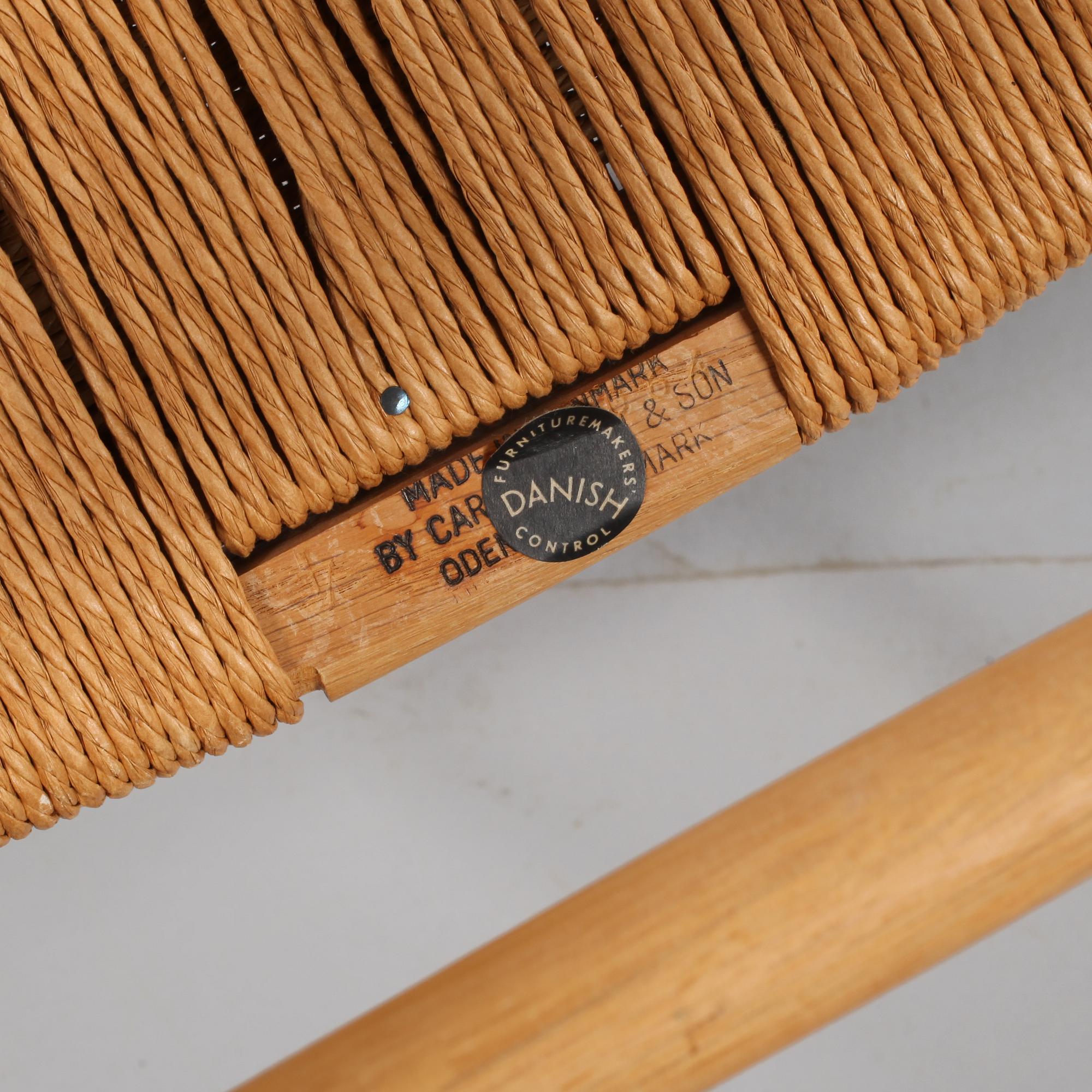 KARMSTOL, "Y-stolen", Hans J. Wegner, Carl Hansen & Son, Danmark, 1900-talets andra hälft.
