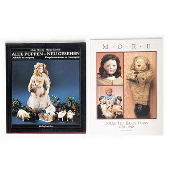 Doll literature, 15 parts, including "Fashion Dolls," "Bru-Puppen," "Jumeau," & "Käthe Kruse".