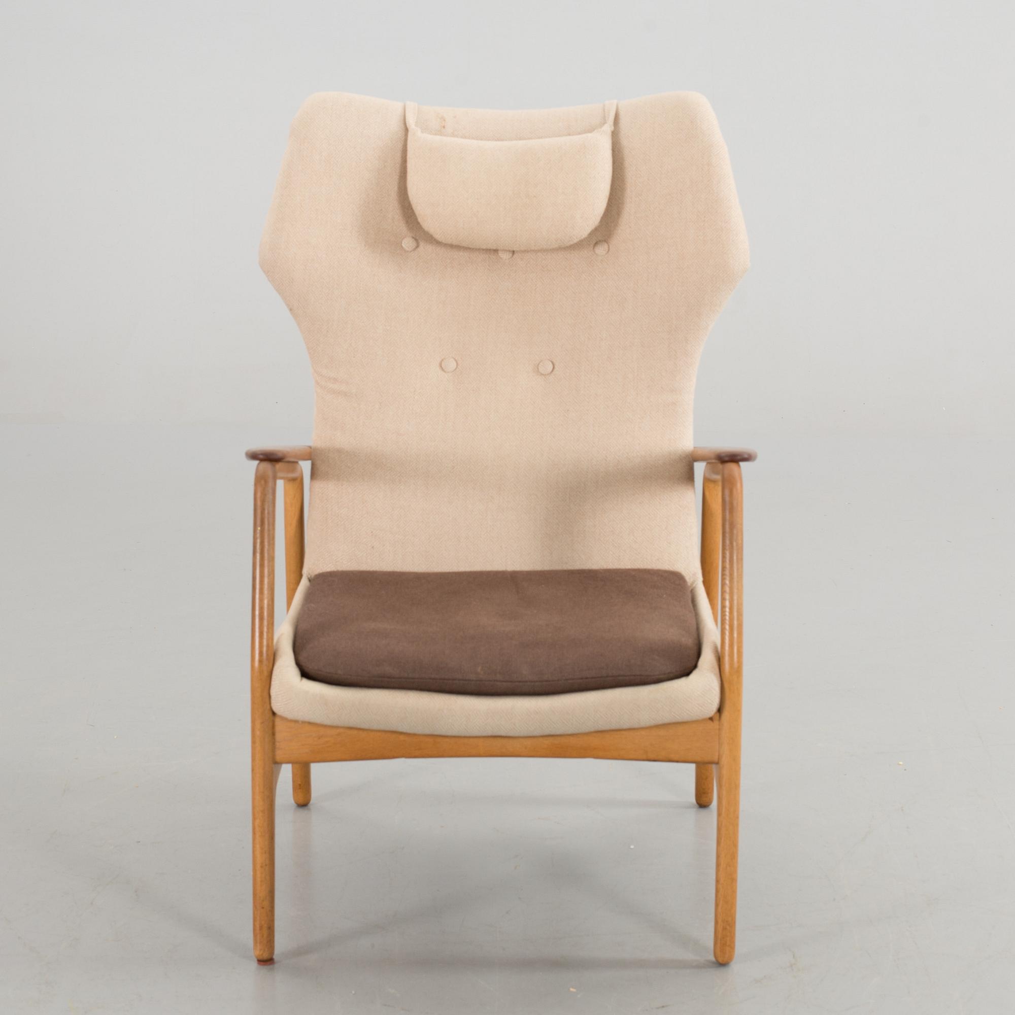 AN ARMCHAIR DESIGNED BY AKSEL BENDER MADSEN FOR BOVENKAMP, 1950/60´s.