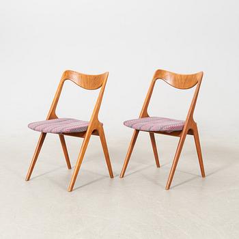 Chairs, a pair, probably Albin Johansson & Söner, Hyssna, second half of the 20th century.