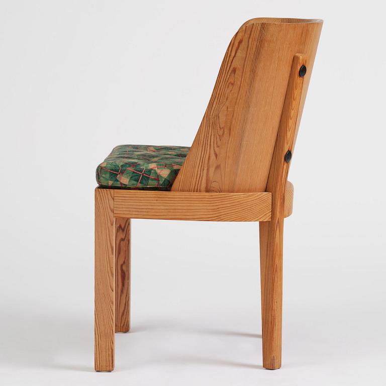 Axel Einar Hjorth, a stained pine "Lovö" chair, Nordiska Kompaniet, Sweden, 1930s.
