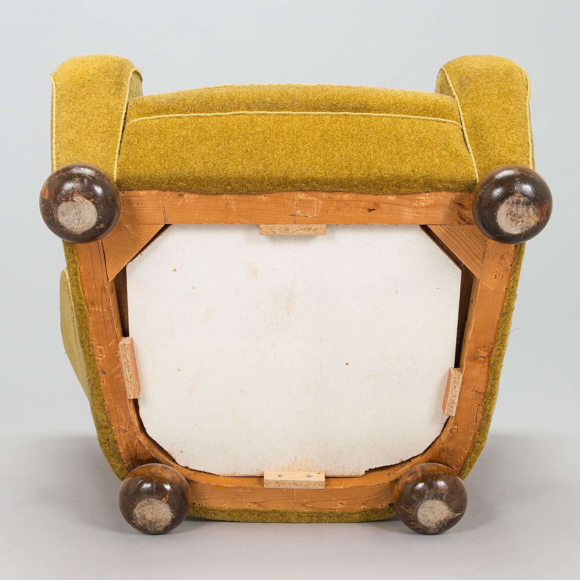 Märta Blomstedt, an 'Aulanko-model' armchair. Designed in 1939.