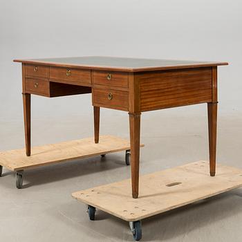 Desk in the Gustavian style, first half of the 20th century.