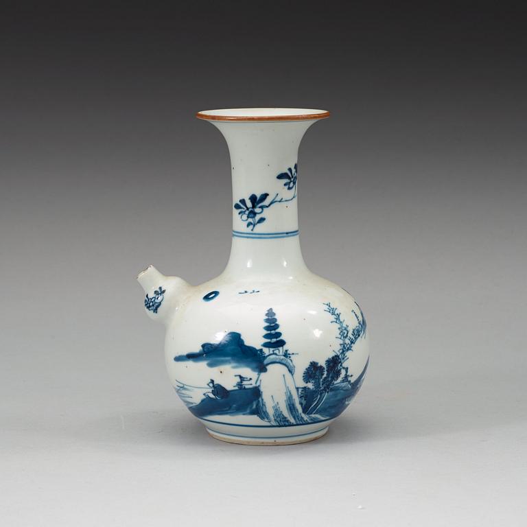 KENDI, porslin. Qing dynastin, ca 1800.