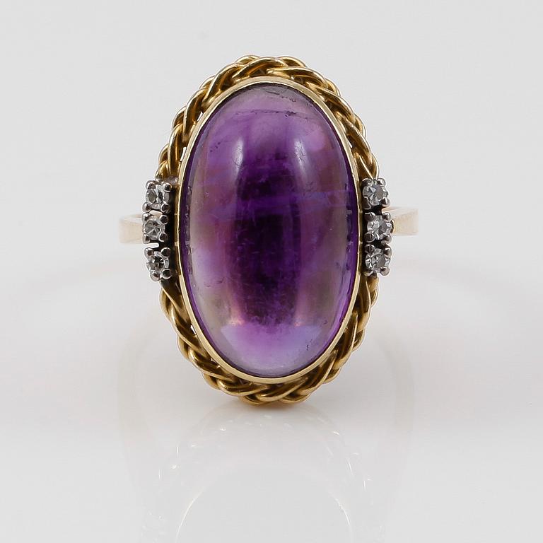 RING, 18K guld, ametist samt 6 mindre diamanter.