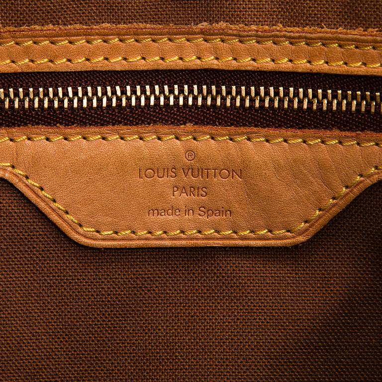 Louis Vuitton, a Monogram Canvas 'Batignolles Horizontal' bag.