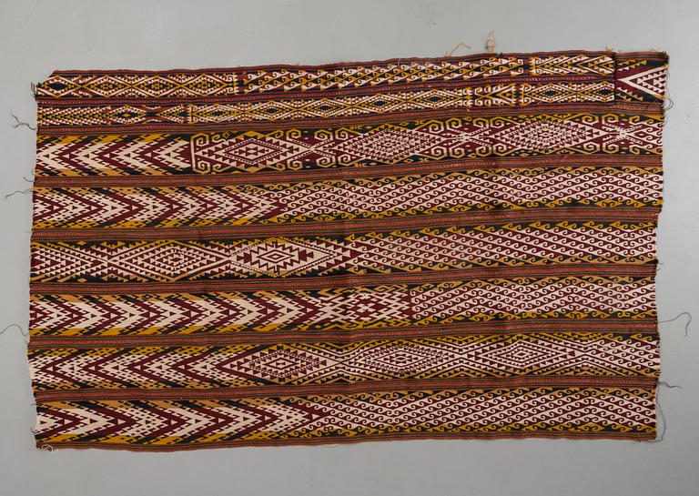 MATTA, Ghudjeri Usbekistan. Ca  140x232 cm.