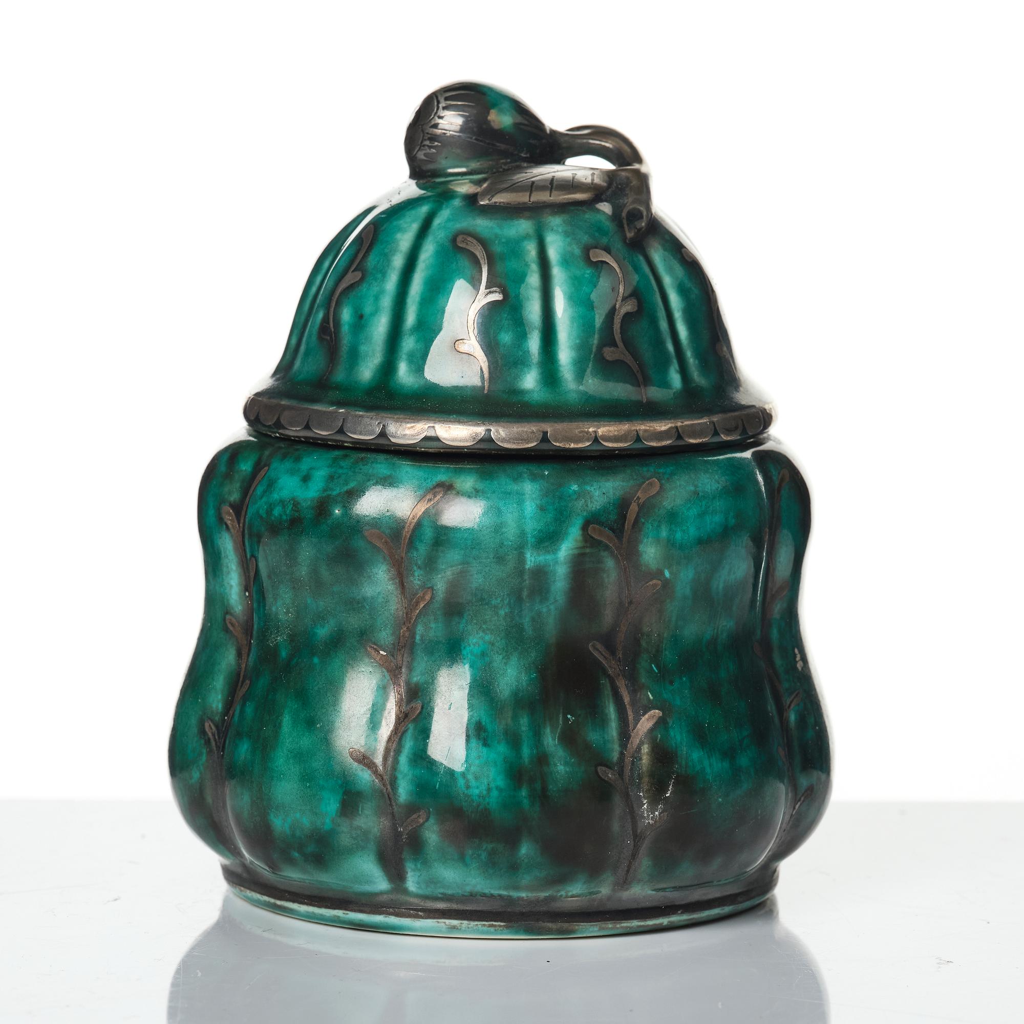 Wilhelm Kåge, a collection of ceramic, mostly "Argenta", 49 pieces, Gustavsberg, Sweden, 1930's-60's.