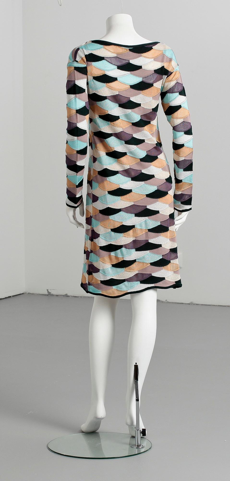 KLÄNNING, Missoni, italiensk storlek 44.
