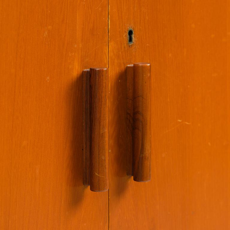 Nordiska Kompaniet, an elm veneered cabinet, Sweden, 1930s-40s.
