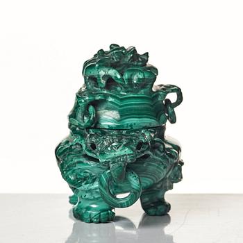 A Chinese malachite tripod censer with cover, early 20th Century.