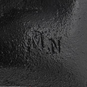 Marita Norin, skulpurer/bokstöd, ett par, monogramsignerade.