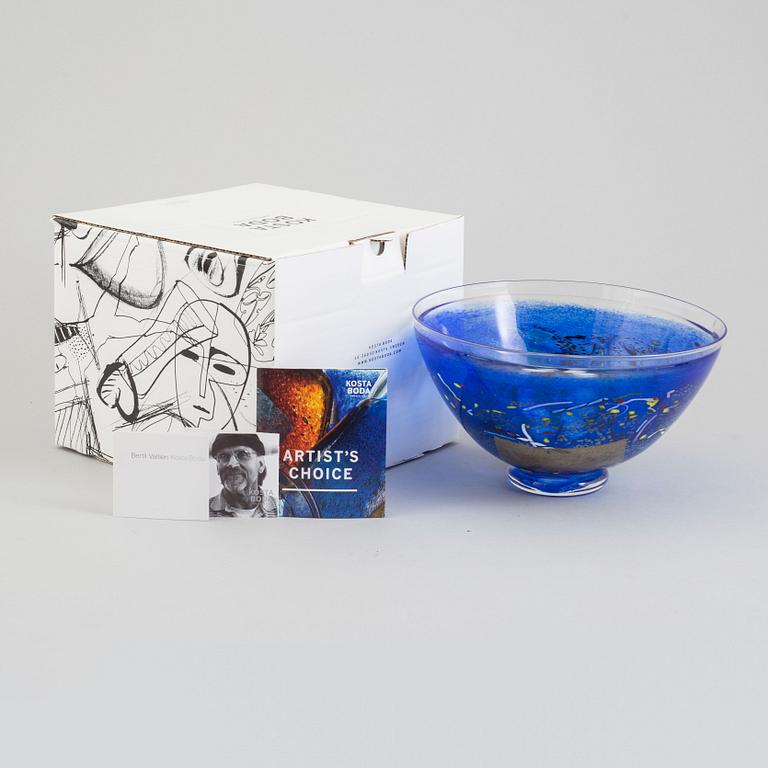 BERTIL VALLIEN, skål, "Satellite", glas, signerad, Kosta Boda.