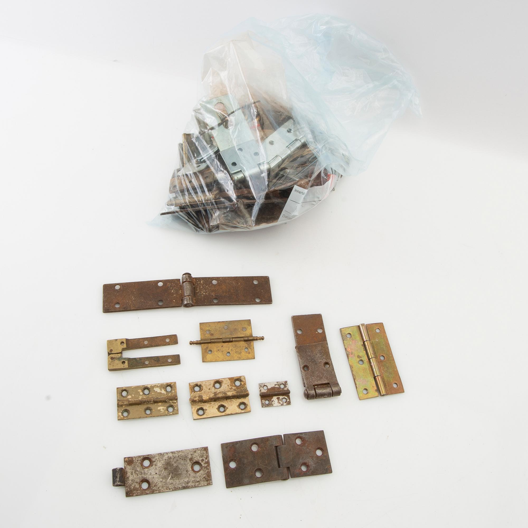 Fittings, handles, hinges, keys, etc. 19th/20th century.