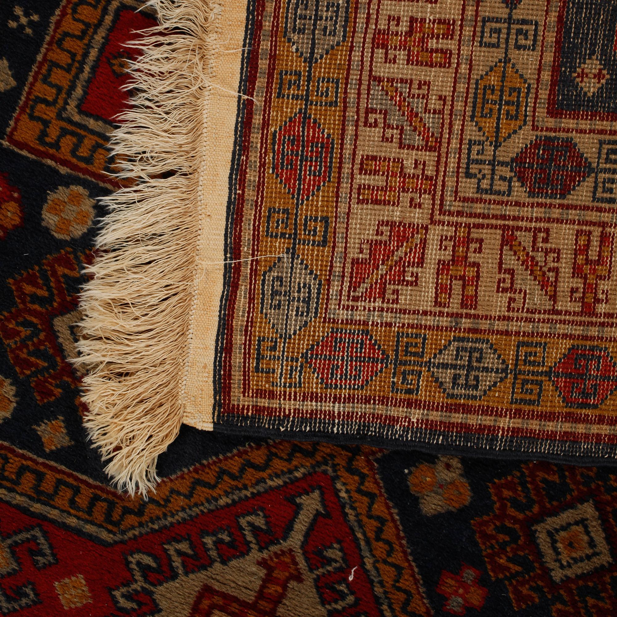 MATTA, troligen Kaukasisk, old, 170x100 cm.