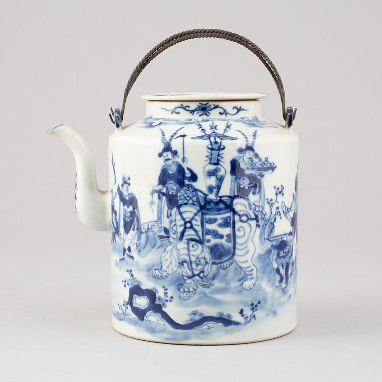 Tekanna, porslin, Kina, Qingdynasti, 1800-talet.