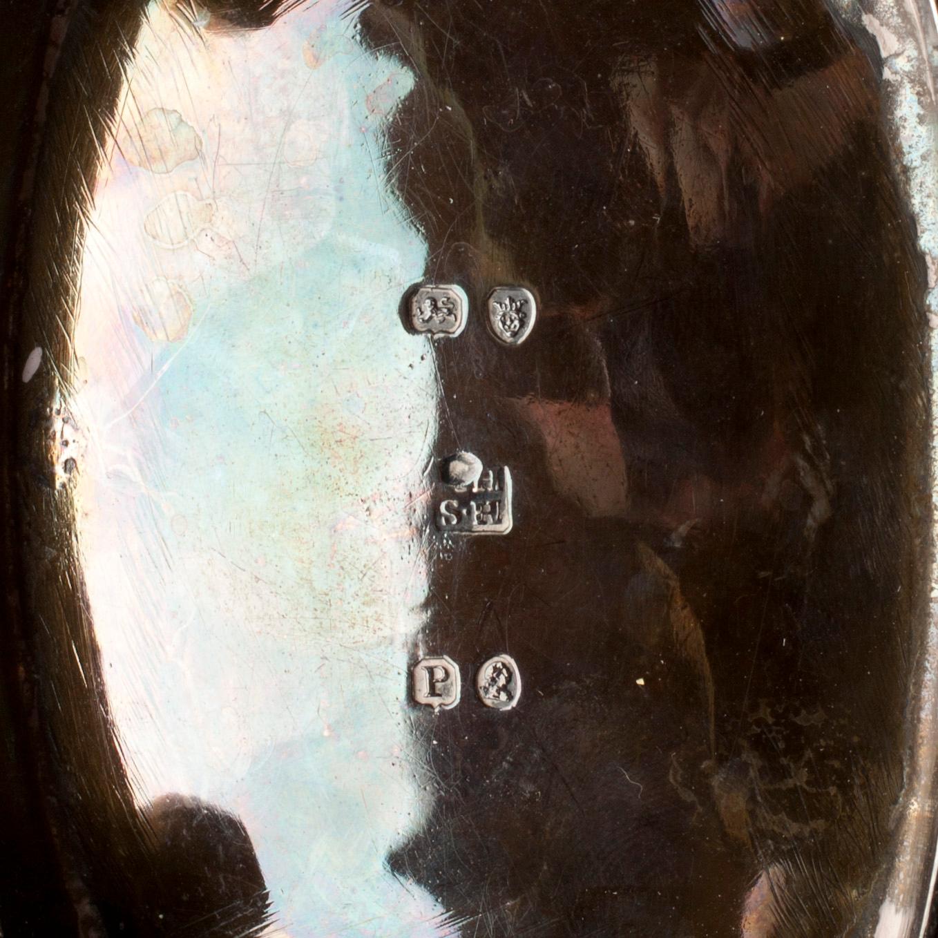 SOCKERSKÅL, silver, Robert och Samuel Hennell, London 1810. Vikt 423 g.