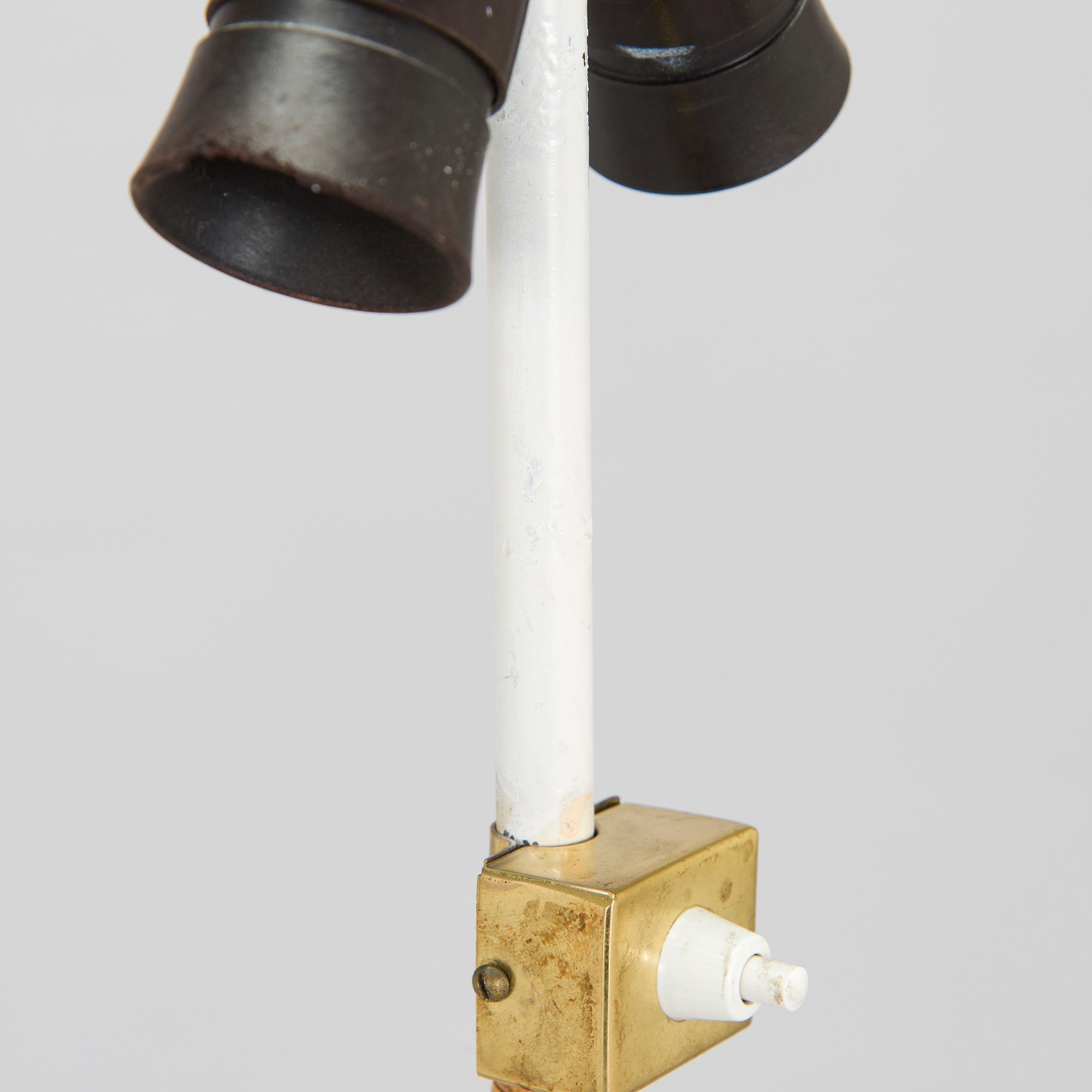 Paavo Tynell, A mid-20th Century floor lamp model 9602 for Taito, Finland.