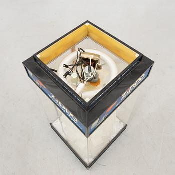 Monterskåp för Zippo 1900-talets mitt/andra hälft.