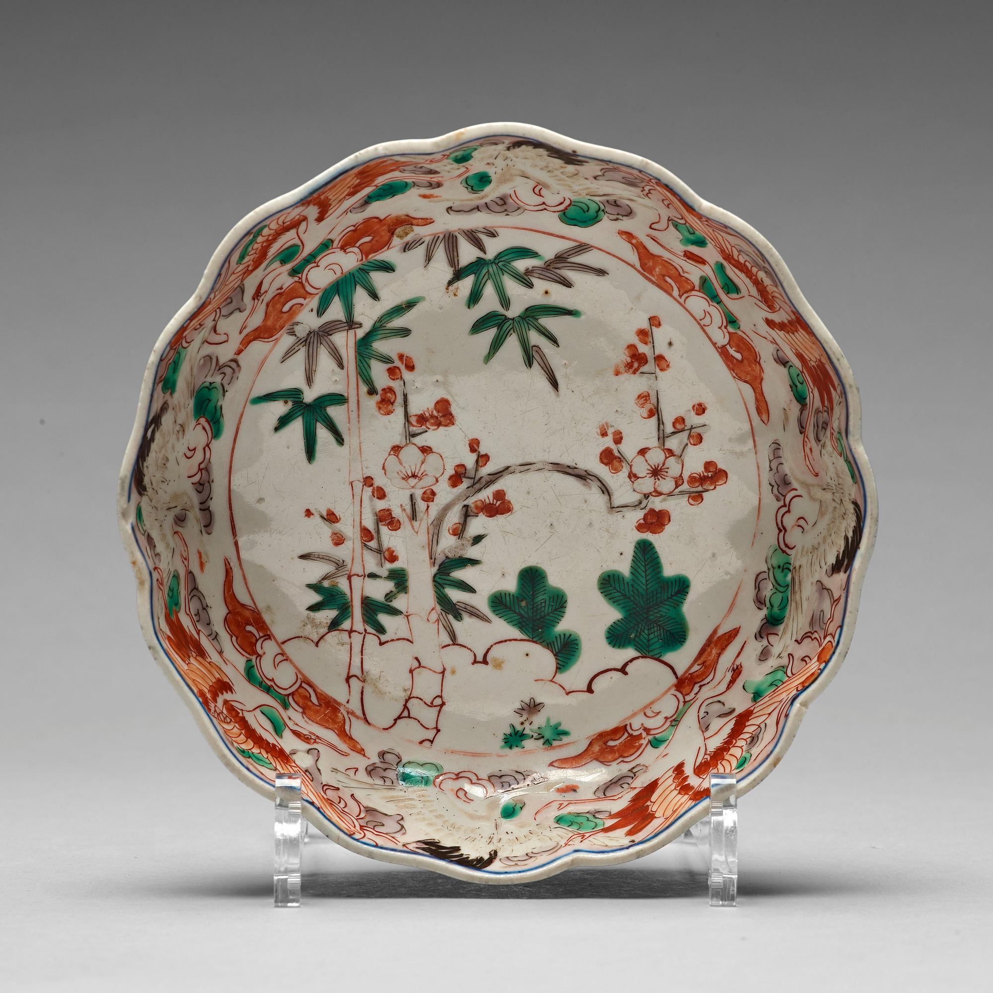 A Japanese famille verte dish, Meiji (1868-1912).