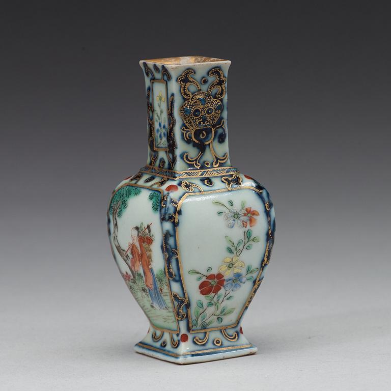 An enamelled miniature vase, Qing dynasty with Jiaqing mark.