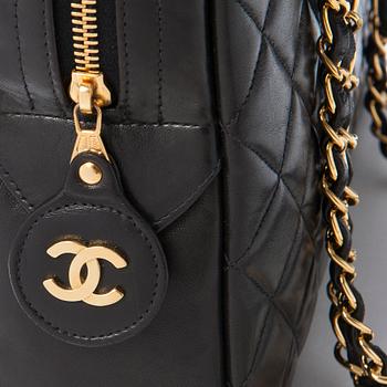 AXELREMSVÄSKA, Chanel.