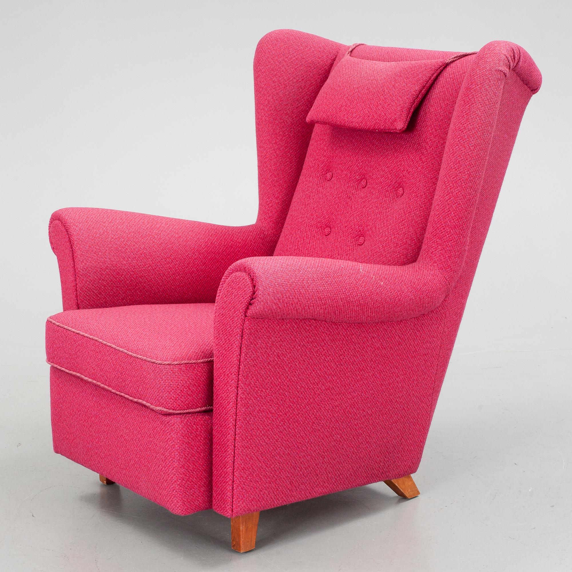 ÖRONLAPPSFÅTÖLJ, 1940-tal.