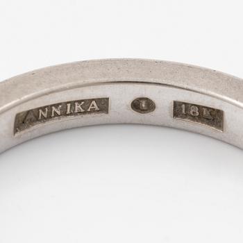 Två ringar, 18K vitguld med briljantslipade diamanter.