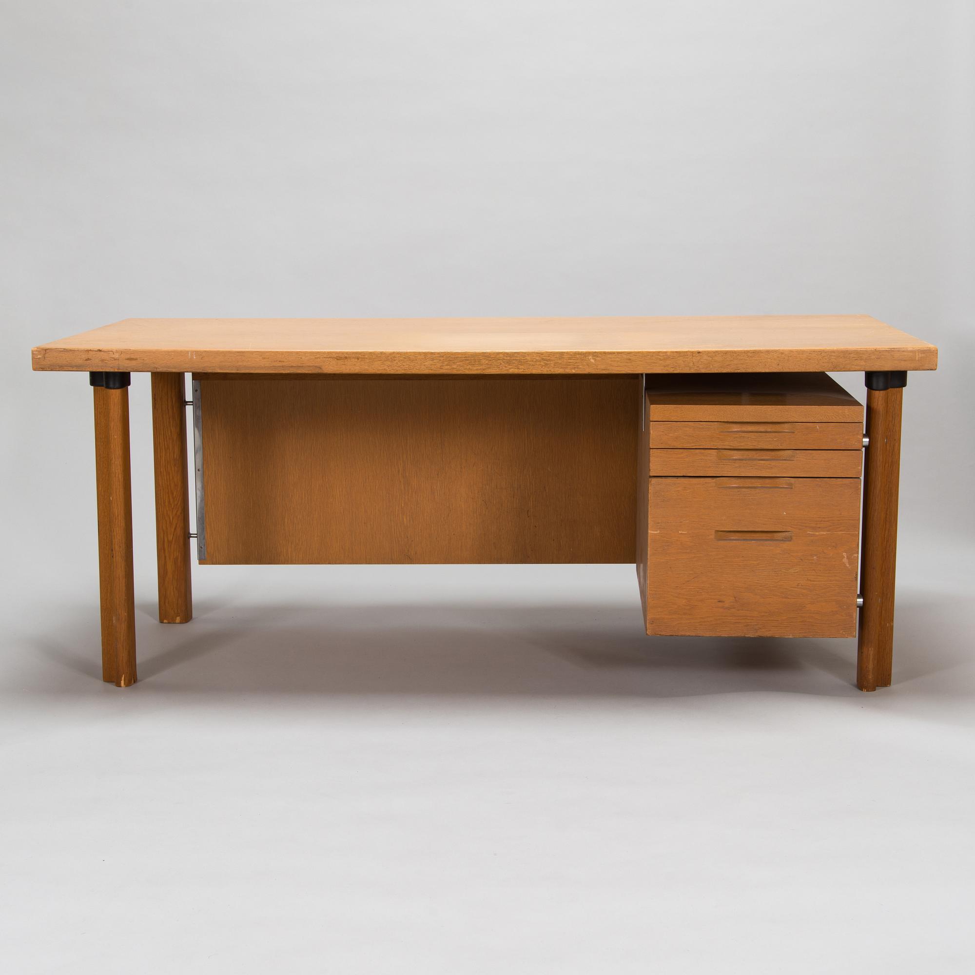 Alvar Aalto, a 1962 writing desk made to order O.Y. Huonekalu- ja Rakennustyötehdas A.B.