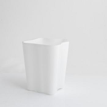 Alvar Aalto, "Aalto-blomman", 4 delar, glas, Iittala, Finland.