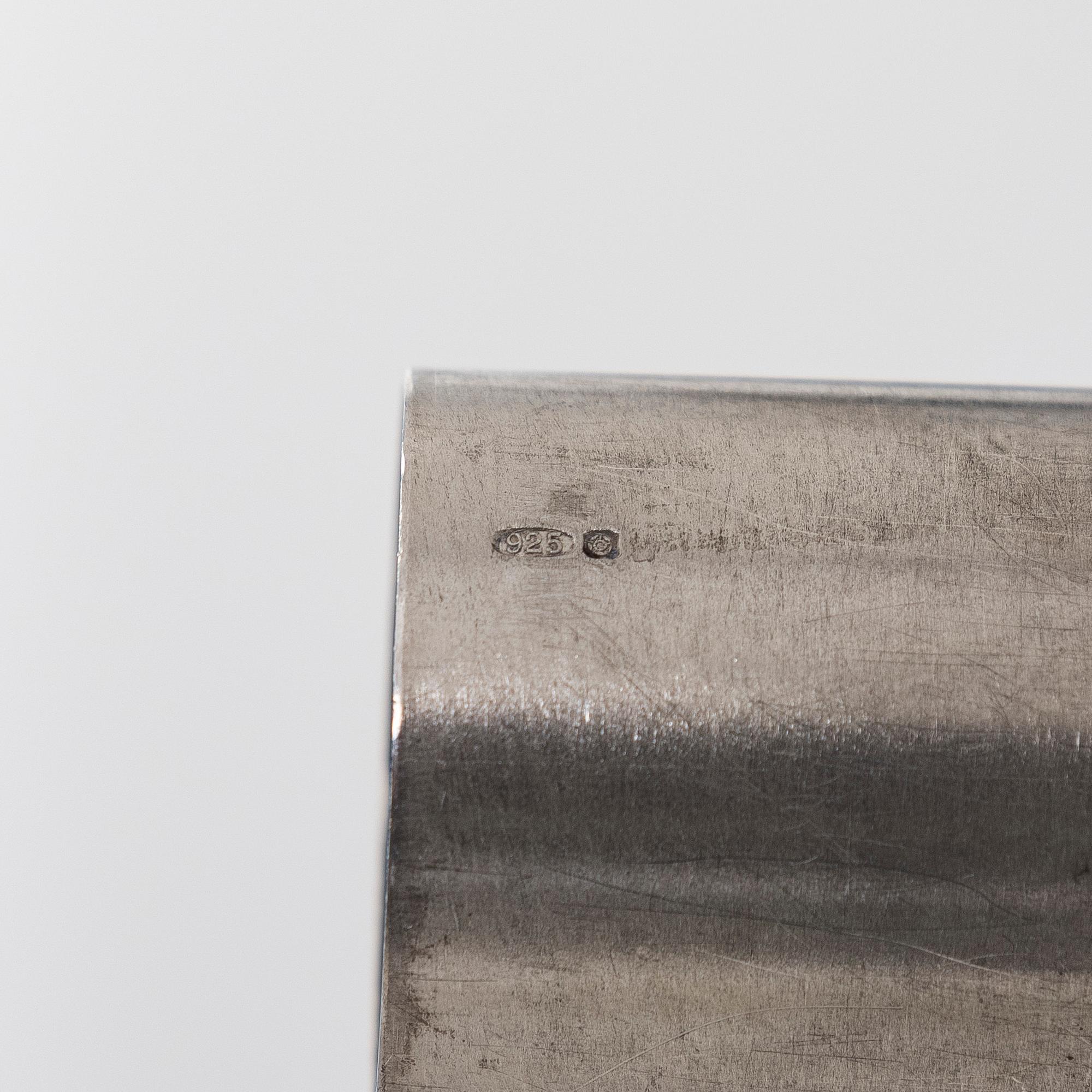 Sikarikotelo ja sikarileikkuri, sterlinghopeaa, Carrs, Sheffield 2005, ja Birmingham vuonna 2000.