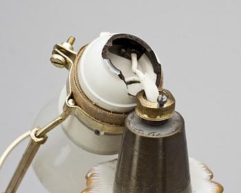 BORDSARMATUR, porslin, rokokostil, troligen Tyskland, omkring sekelskiftet 1900.