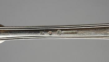 FISKSPADE samt UPPLÄGGNINGSSKEDAR, tot 3 delar, silver, bl.a. Nils Leonard Dahlström, Örebro, 1859. Total vikt 409 gram.