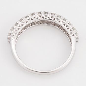 Brilliant-cut diamon.