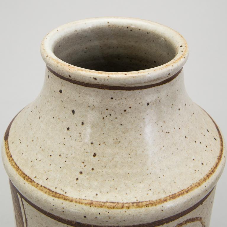 LISA LARSON, vase, stoneware, Gustavsberg Studio.